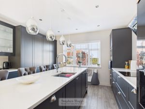 Photo 17- click for photo gallery